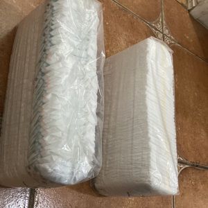 Selling pampers size 1 comes 105 diapers